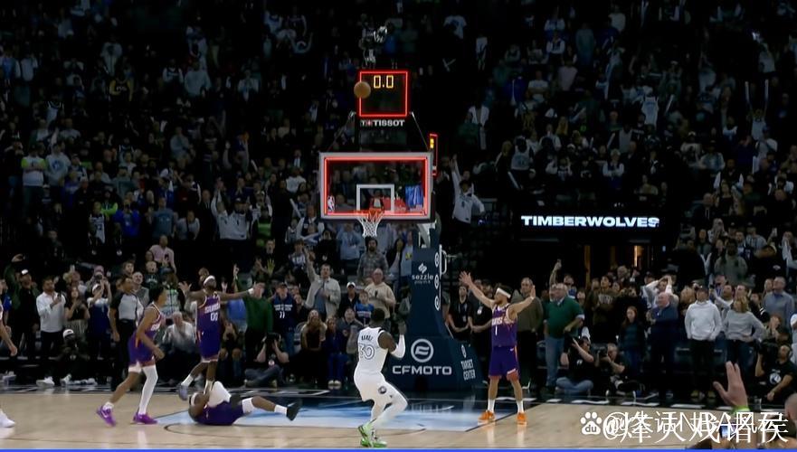 兰德尔关键球助森林狼力克太阳，开拓者战胜老鹰