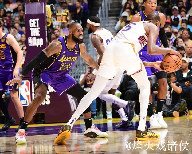 浓眉35分詹皇21+8 湖人上演22分惊天逆转力克太阳 浓眉35分詹皇21+8 湖人上演22分惊天逆转力克太阳